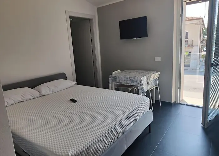 Flat 1 Balcone Apartamento